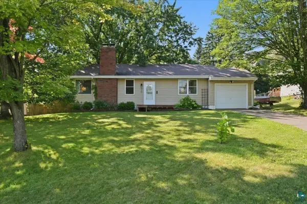 915 N 40th Ave E, Duluth, MN 55804