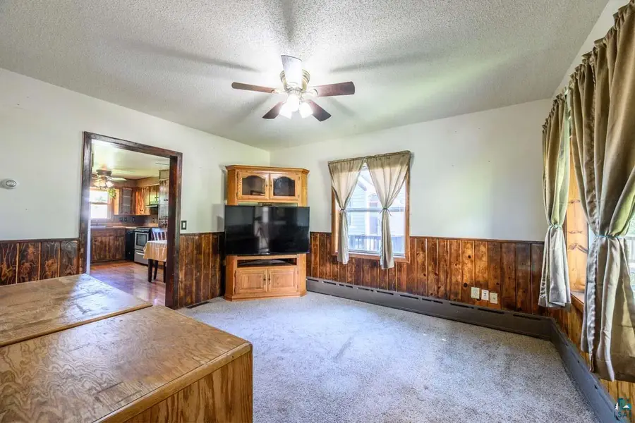 220 W Howard Ave, Keewatin, MN 55753 - #3