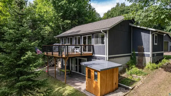3828 Sunset Blvd, Duluth, MN 55803