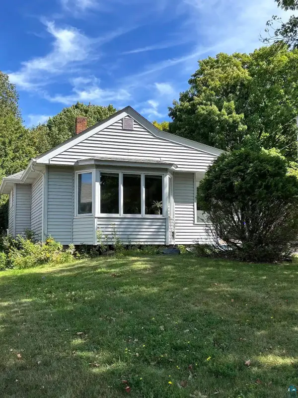 4016 Allendale Ave, Duluth, MN 55803