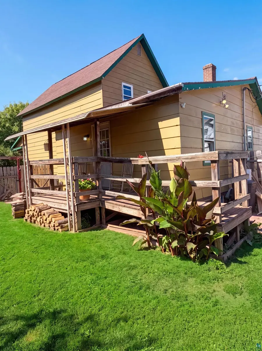 420 Beaser Ave, Ashland, WI 54806 - #2