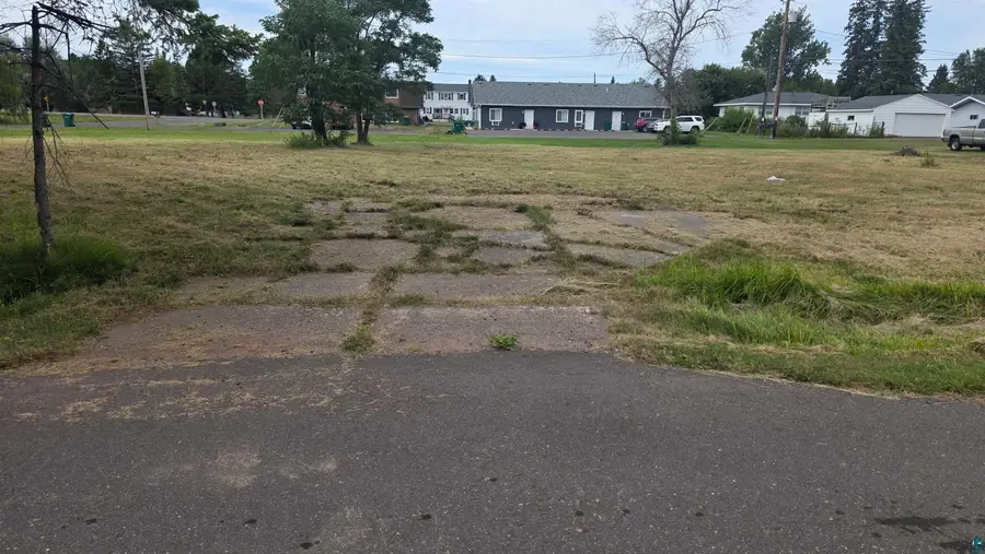 6823 & 6831 Ogden Ave, Superior, WI 54880 - #3