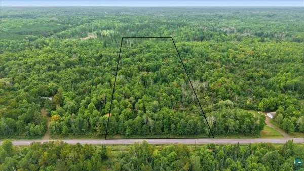 6700 E Clara Barton Rd, South Range, WI 54874