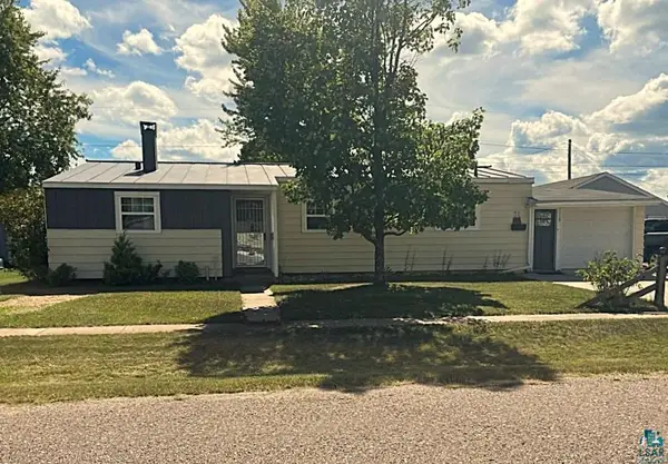 32 Astor Rd, Babbitt, MN 55706