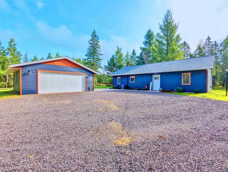 3588 E Hunter Rd, Superior, WI 54880 - #2