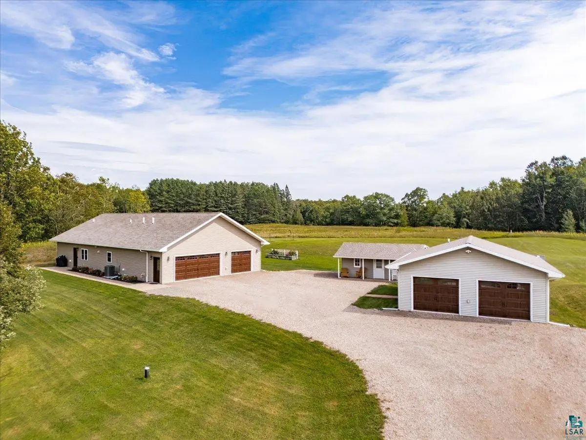 2240 Brook Hollow Dr, Carlton, MN 55718 - #1