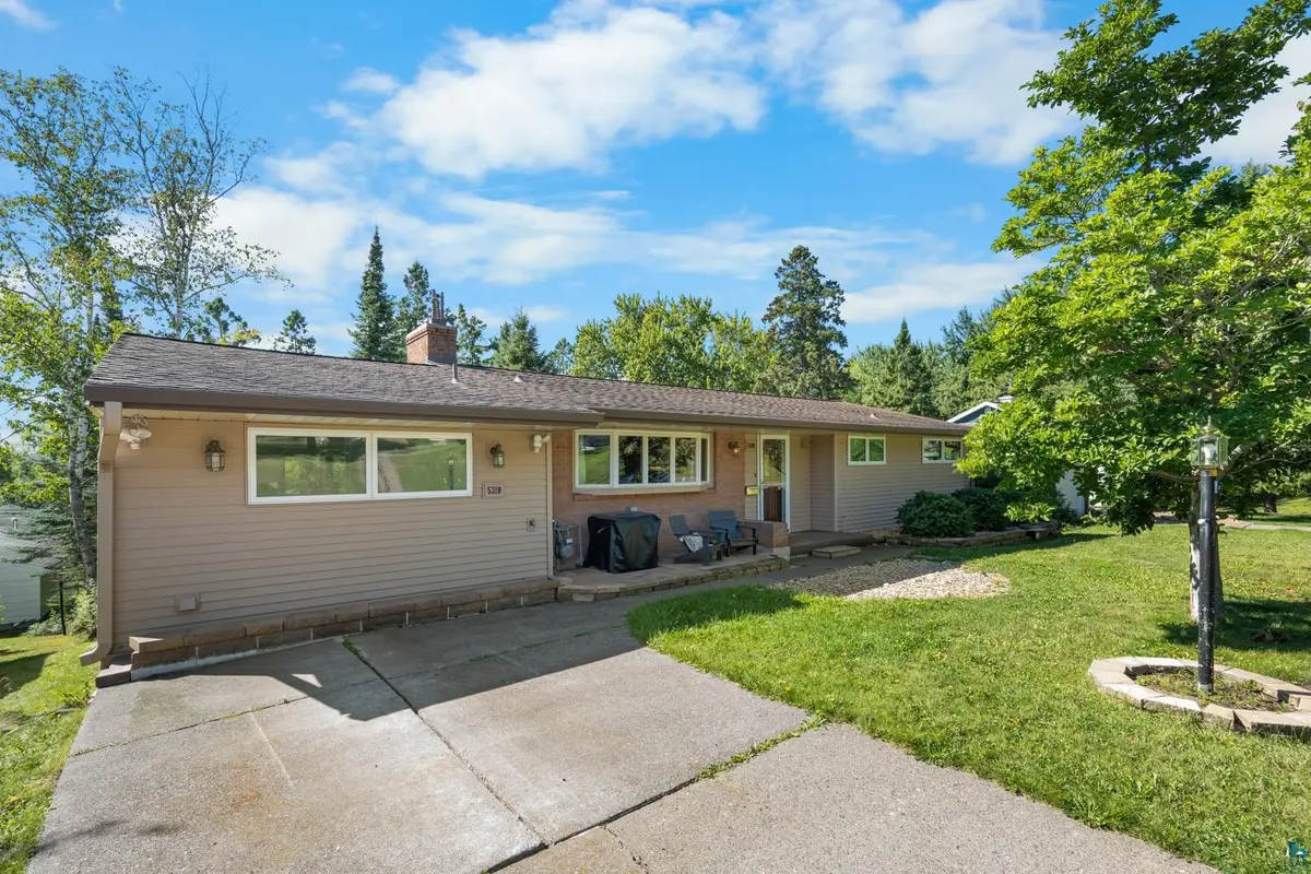 5310 Oakley St, Duluth, MN 55804 - #1
