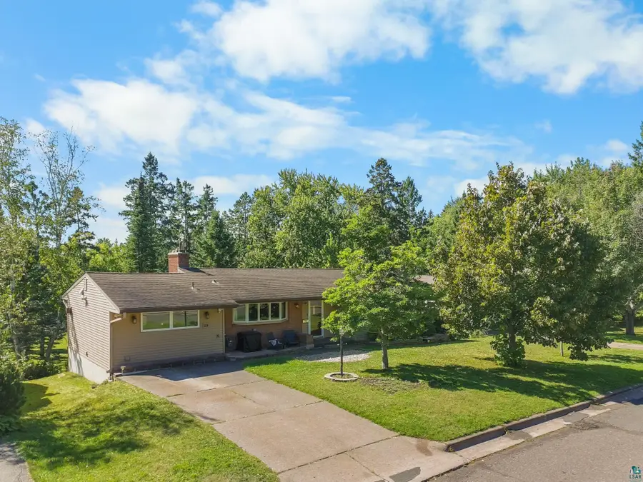5310 Oakley St, Duluth, MN 55804 - #2