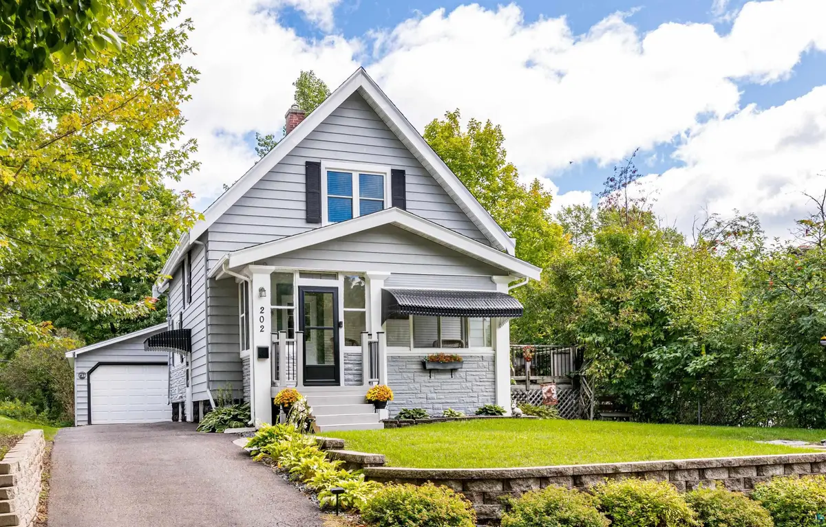 202 St. Paul Ave, Duluth, MN 55803 - #1