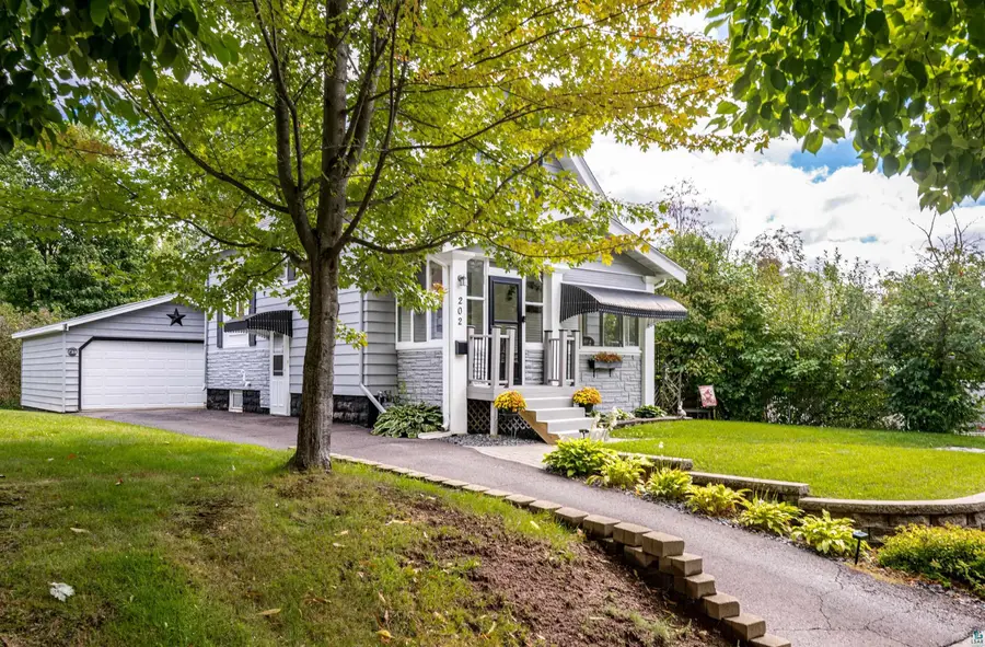 202 St. Paul Ave, Duluth, MN 55803 - #3