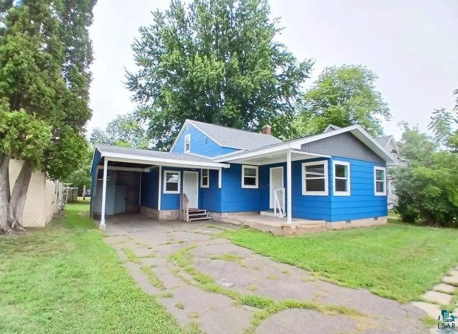 605 Commercial Ave, Sandstone, MN 55072 - #2
