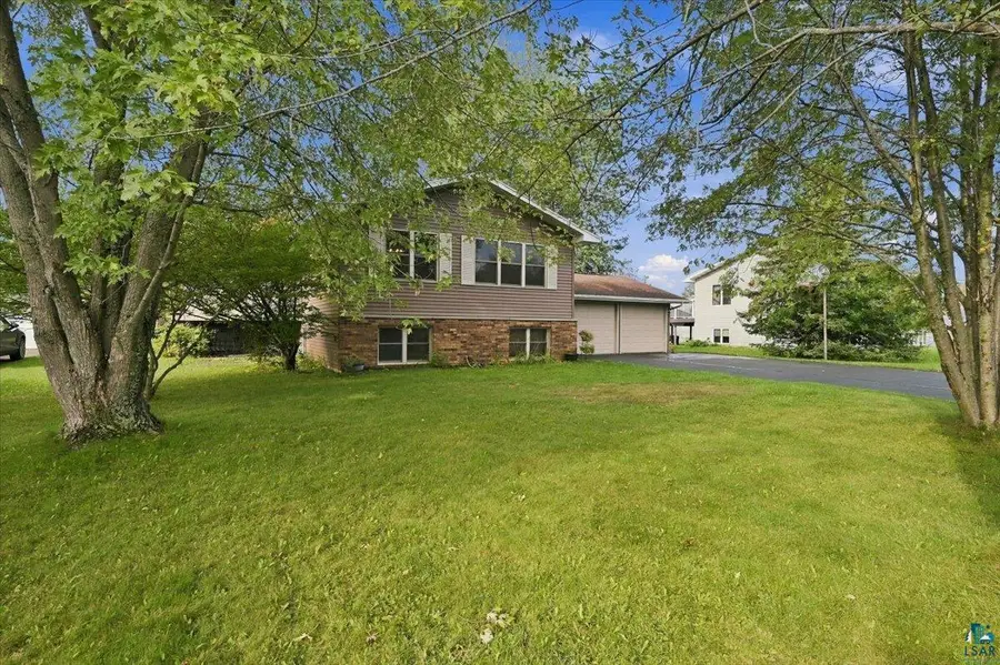 2010 E 10th St, Superior, WI 54880 - #3