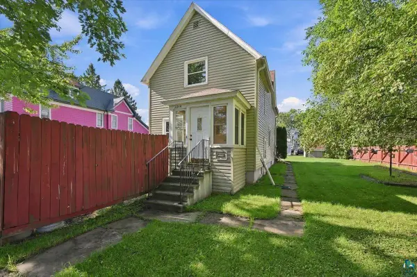2214 E 6th St, Superior, WI 54880