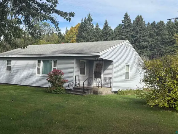 895 Cemetery Rd, Wrenshall, MN 55797