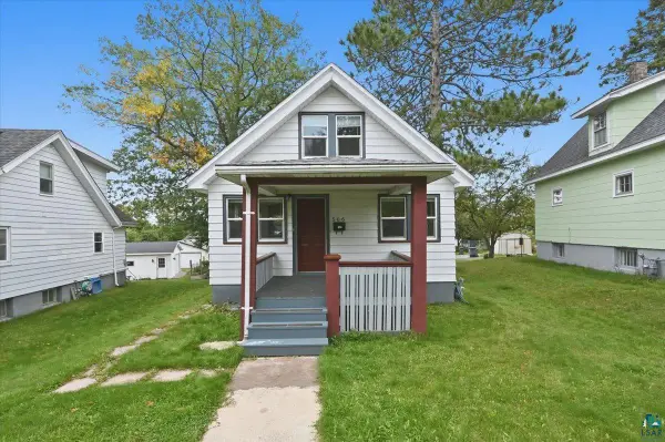 506 Sparkman Ave, Duluth, MN 55803