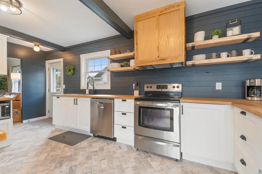 23 N 65th Ave W, Duluth, MN 55807 - #3