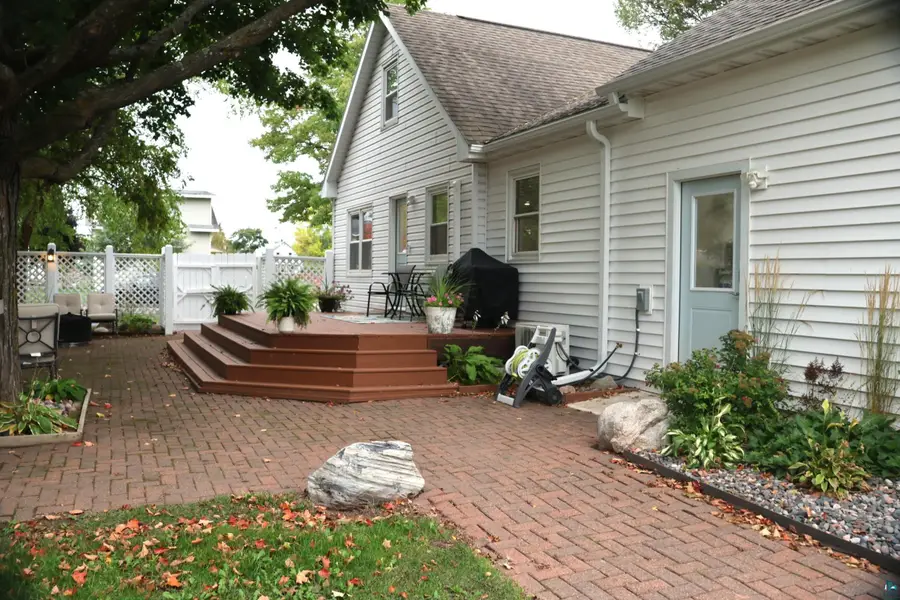 914 3rd Ave E, Ashland, WI 54806 - #2