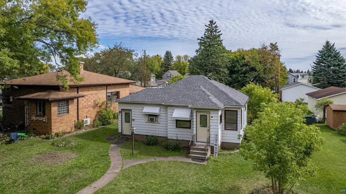 130 S 66th Ave W, Duluth, MN 55807 - #1