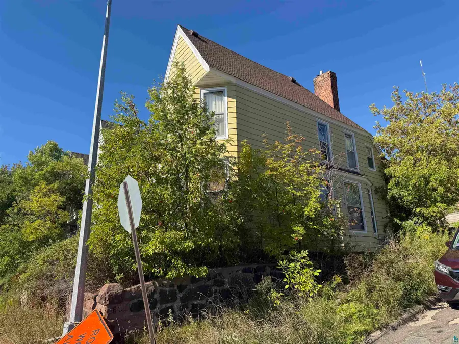 301 W 4th Street, Duluth, MN 55806 - #2