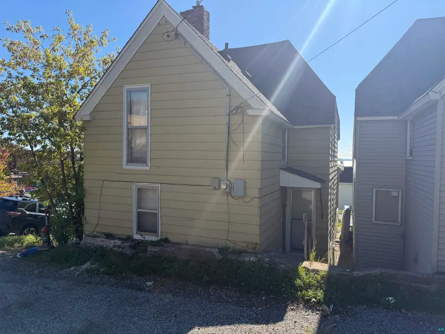 301 W 4th Street, Duluth, MN 55806 - #3