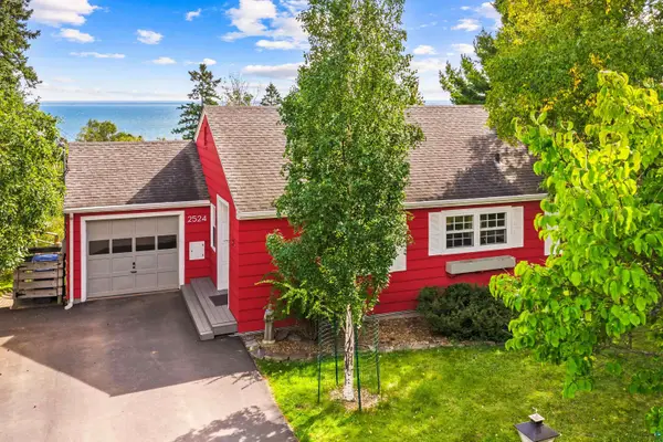 2524 Branch St, Duluth, MN 55812