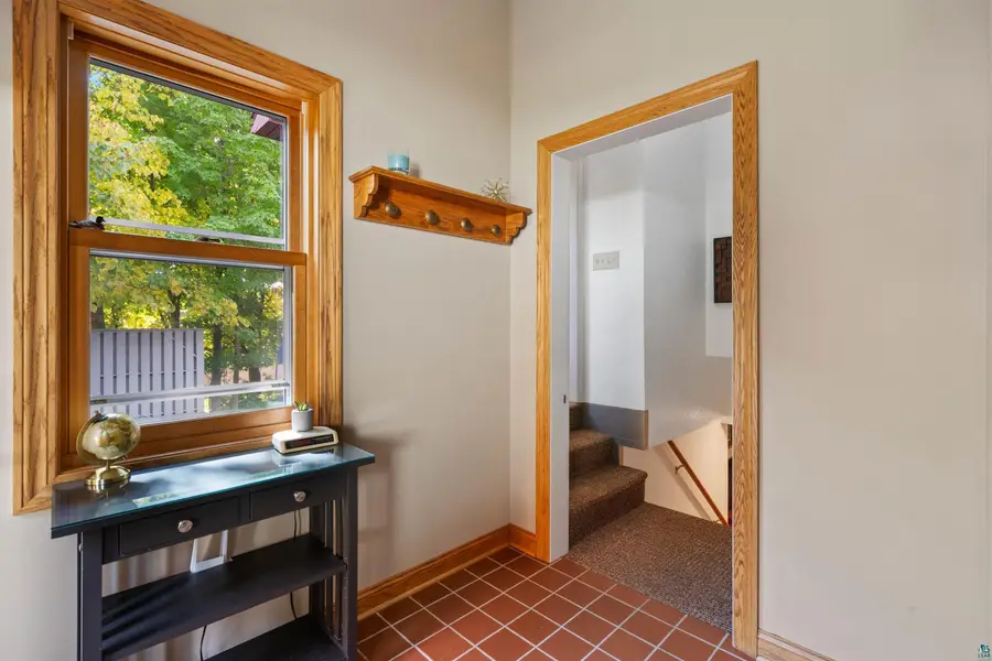 1404 N Stanford Ave, Duluth, MN 55811 - #3