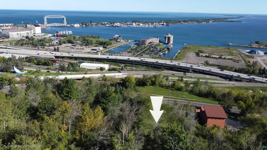 8xx W 1st St, Duluth, MN 55806 - #2