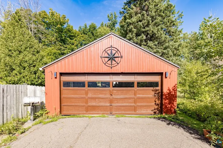 519 Anderson Rd, Duluth, MN 55811 - #2