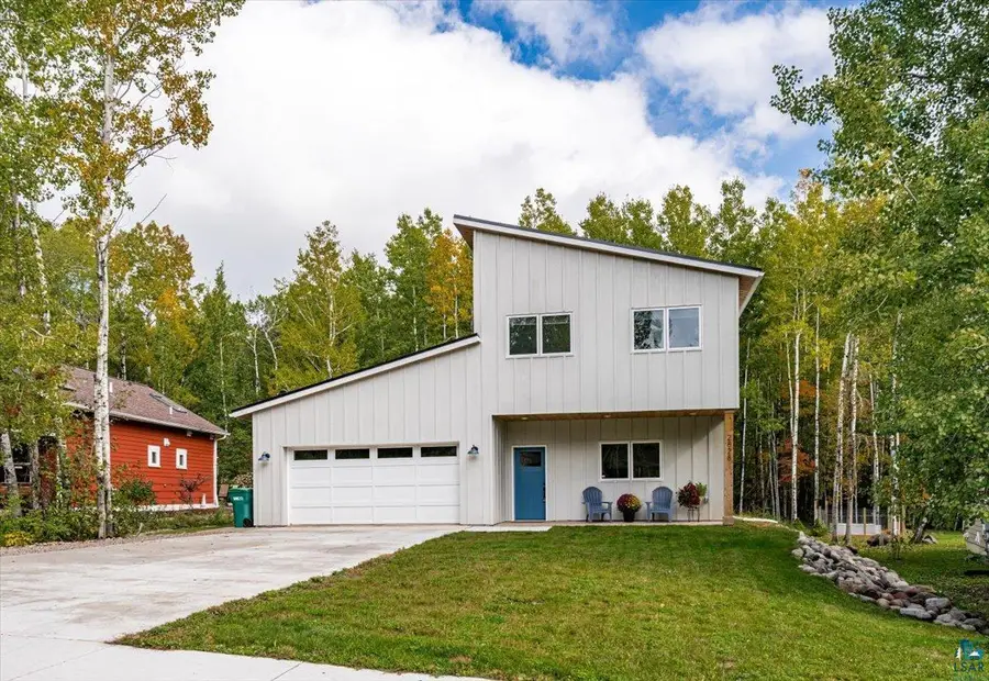 2828 Snowy Owl Cr, Duluth, MN 55804 - #2