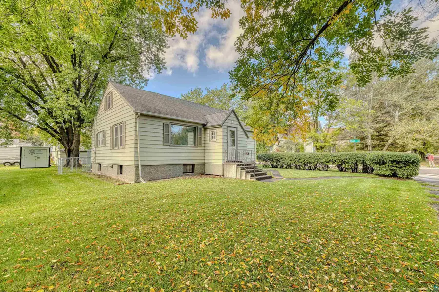 1 S 64th Ave W, Duluth, MN 55807 - #2