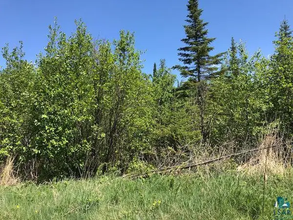 XX W 5th St, Grand Marais, MN 55604