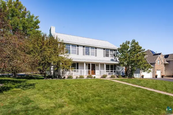 3738 N Ridge Rd, Duluth, MN 55804