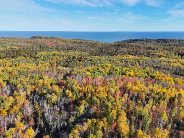7031 Highway 61, Silver Bay, MN 55614
