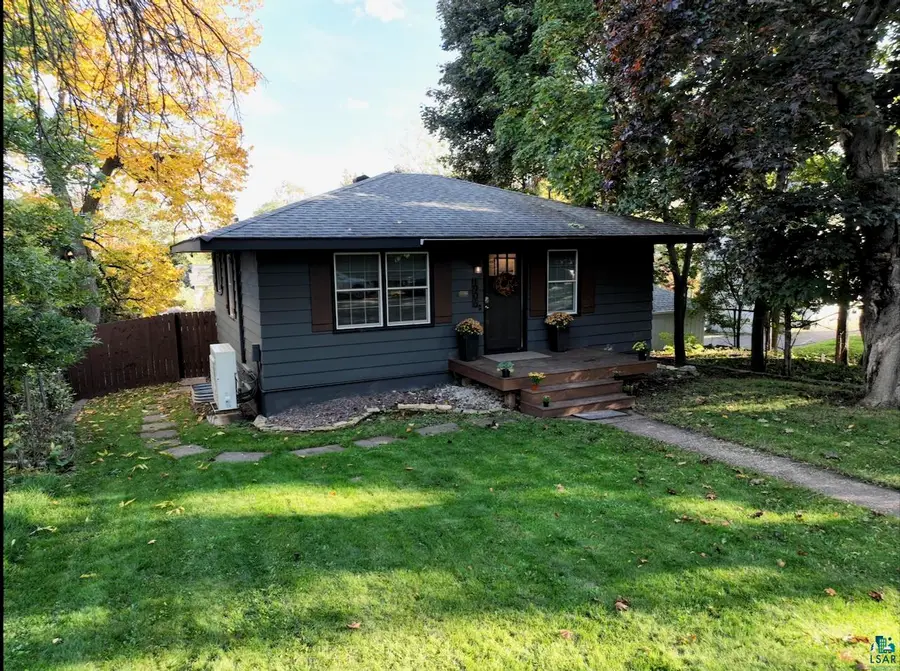 1906 E 6th St, Duluth, MN 55812-1325 - #3
