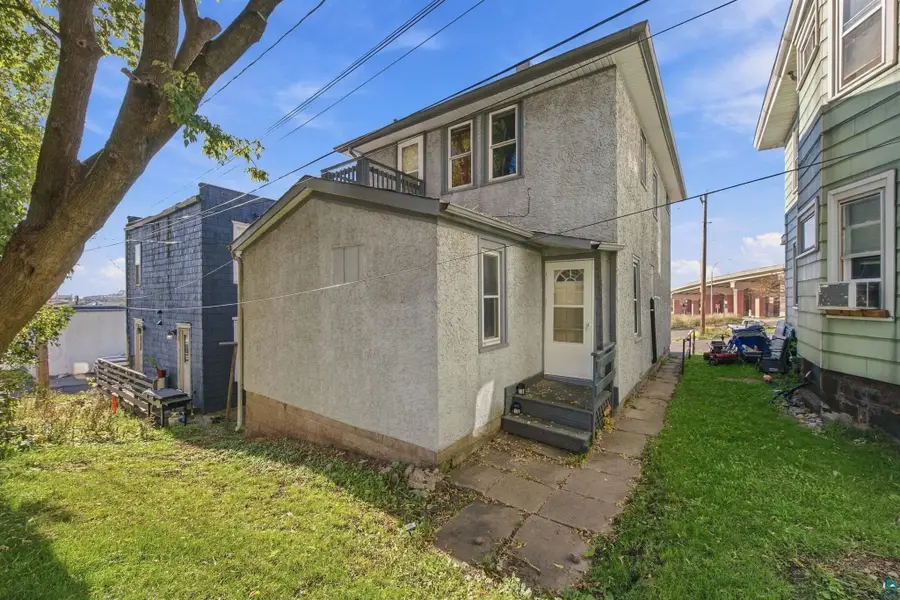126 N 19th Ave W, Duluth, MN 55807 - #2