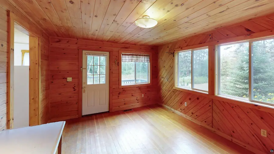 3131 Hwy 61 E, Grand Marais, MN 55604 - #3