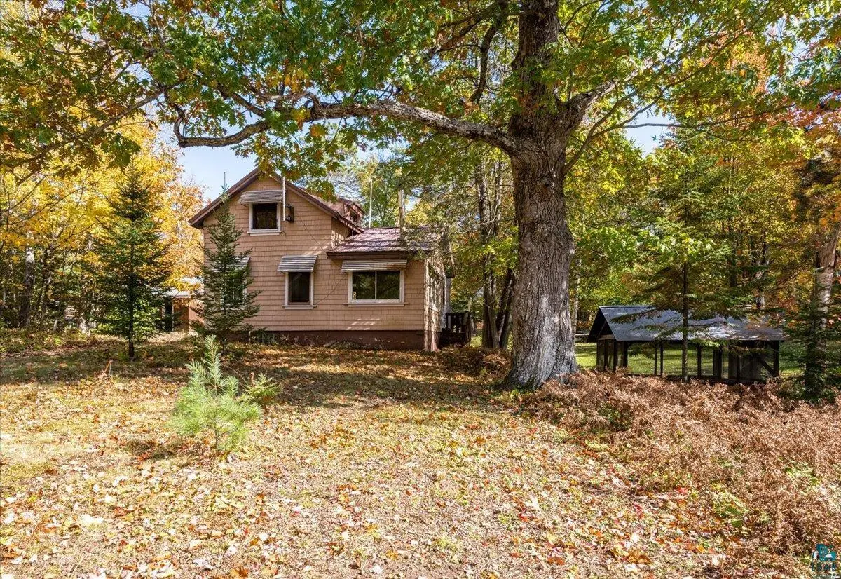 7622 S County Rd A, Superior, WI 54880 - #1