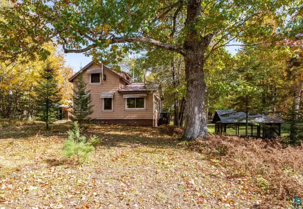 7622 S County Rd A, Superior, WI 54880