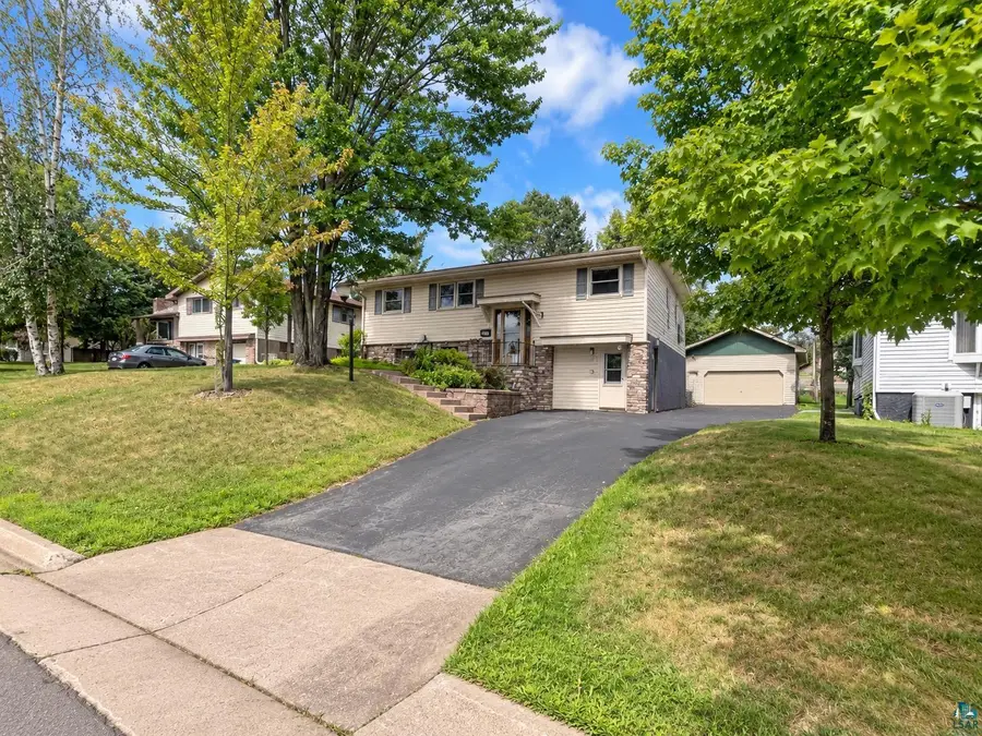 5217 Norwood St, Duluth, MN 55804 - #2