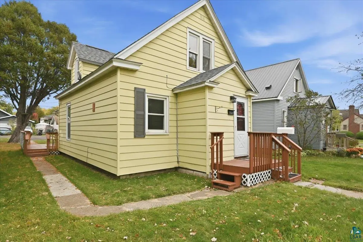1527 E 6th St, Superior, WI 54880 - #1