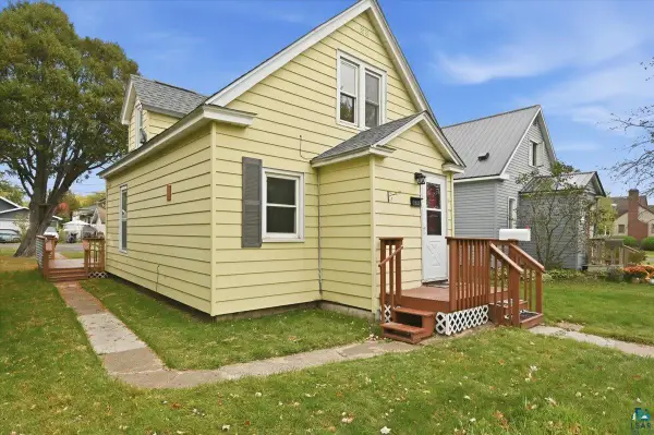 1527 E 6th St, Superior, WI 54880
