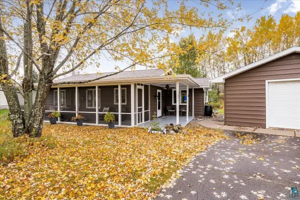 21 Dalles Ave, Carlton, MN 55718