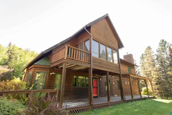 590 Moose Valley Rd, Grand Marais, MN 55604