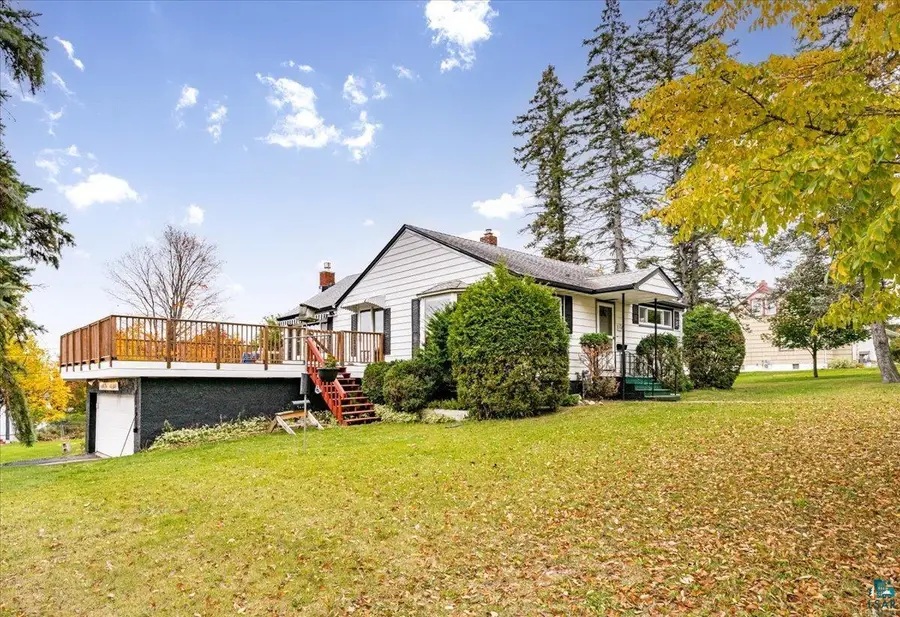 5228 Ivanhoe St, Duluth, MN 55804 - #2