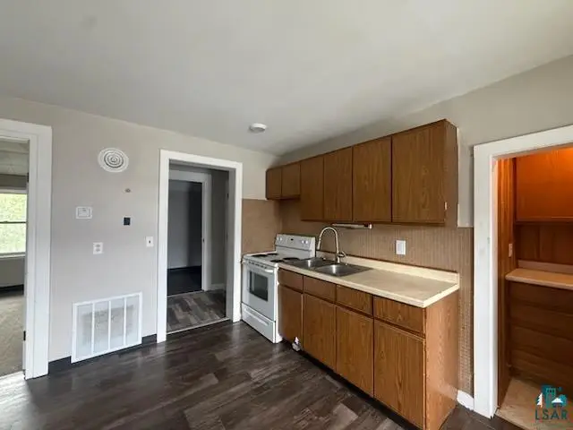 323 14th Ave W, Ashland, WI 54806 - #2