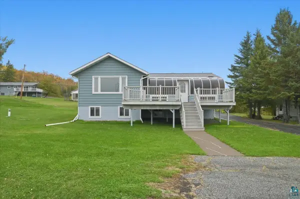 3137 Batavia St, Duluth, MN 55806
