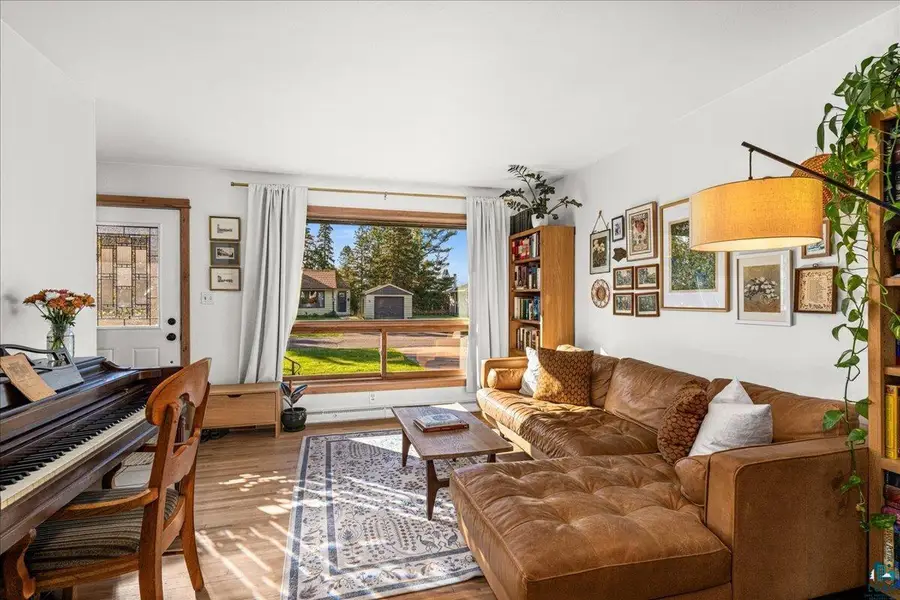 35 E Niagara St, Duluth, MN 55811 - #2