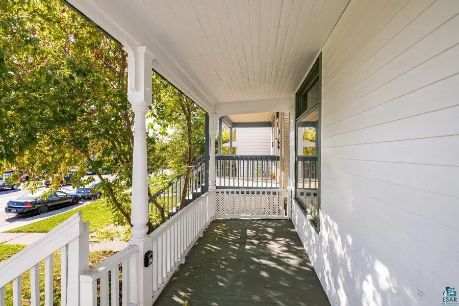 1125 E 4th St, Duluth, MN 55805 - #3