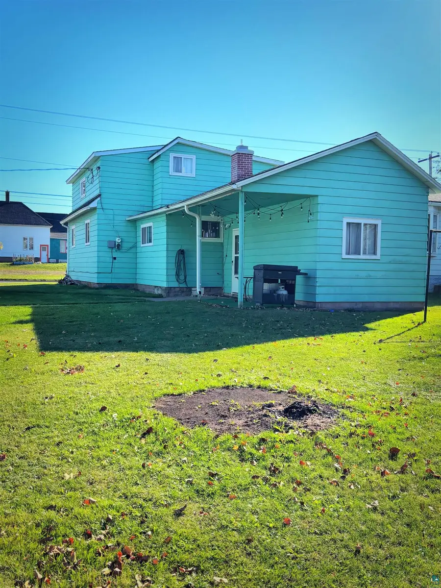 1505 6th St W, Ashland, WI 54806 - #2