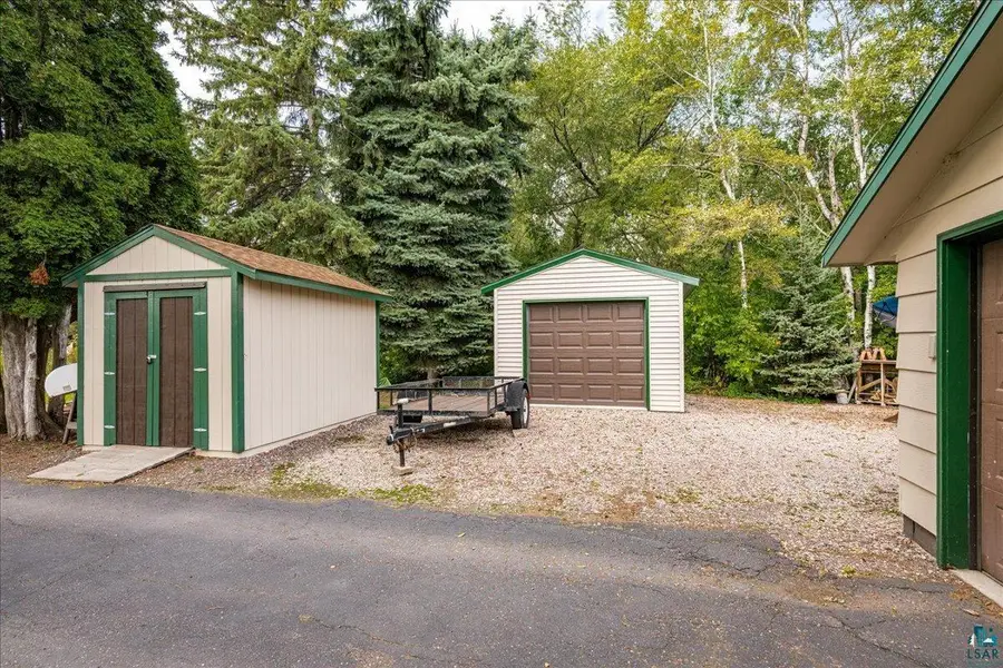 115 W Peary St, Duluth, MN 55808 - #2